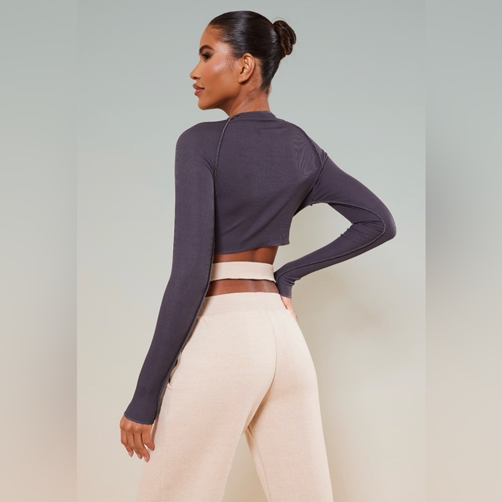 PrettyLittleThing Long Sleeve Ribbed Top - Picture 6 of 8